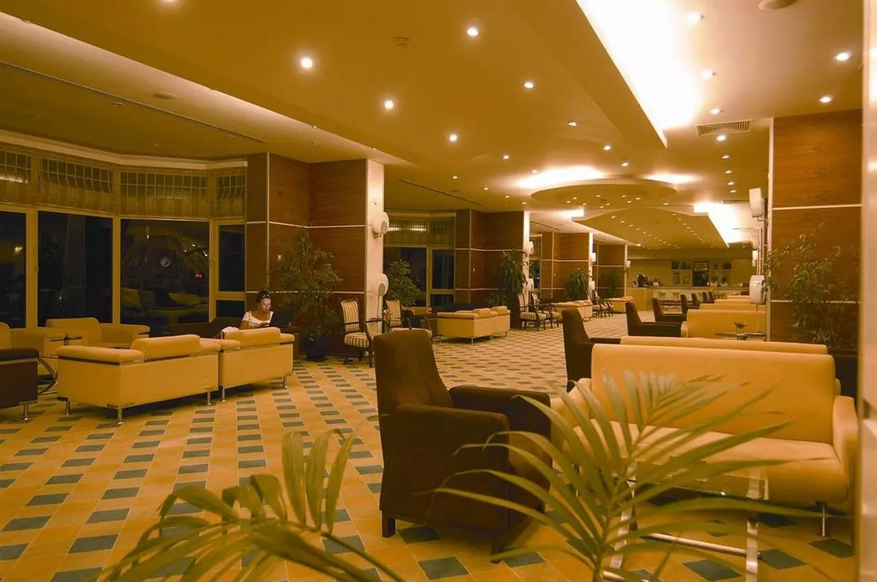 GRANDHABER_SHABAVIZ (2).jpg